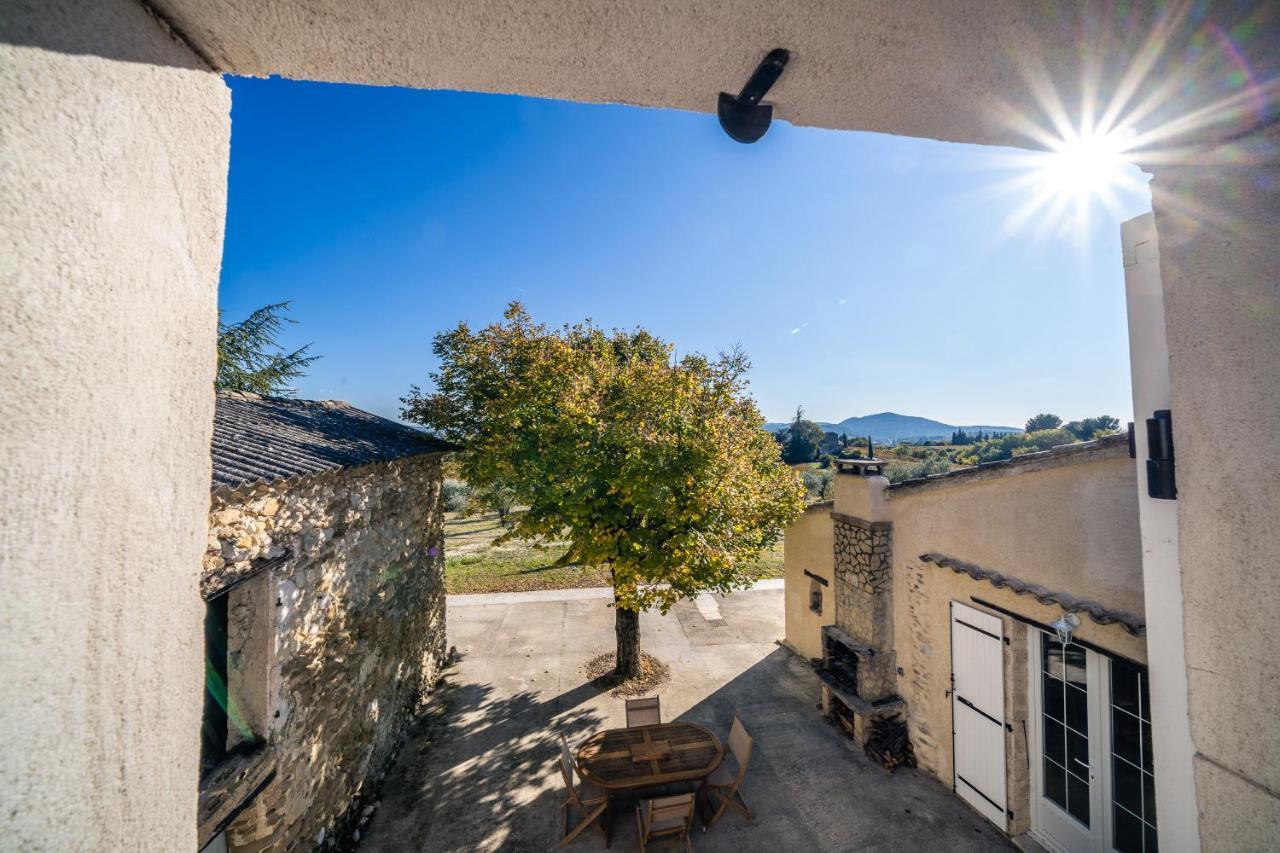 Gite "La Sainte-Croix", Traditional Provencal House For 8 People, Private Swimming-Pool, Air-Conditioner, Beautiful Scenery Vaison-la-Romaine Dış mekan fotoğraf