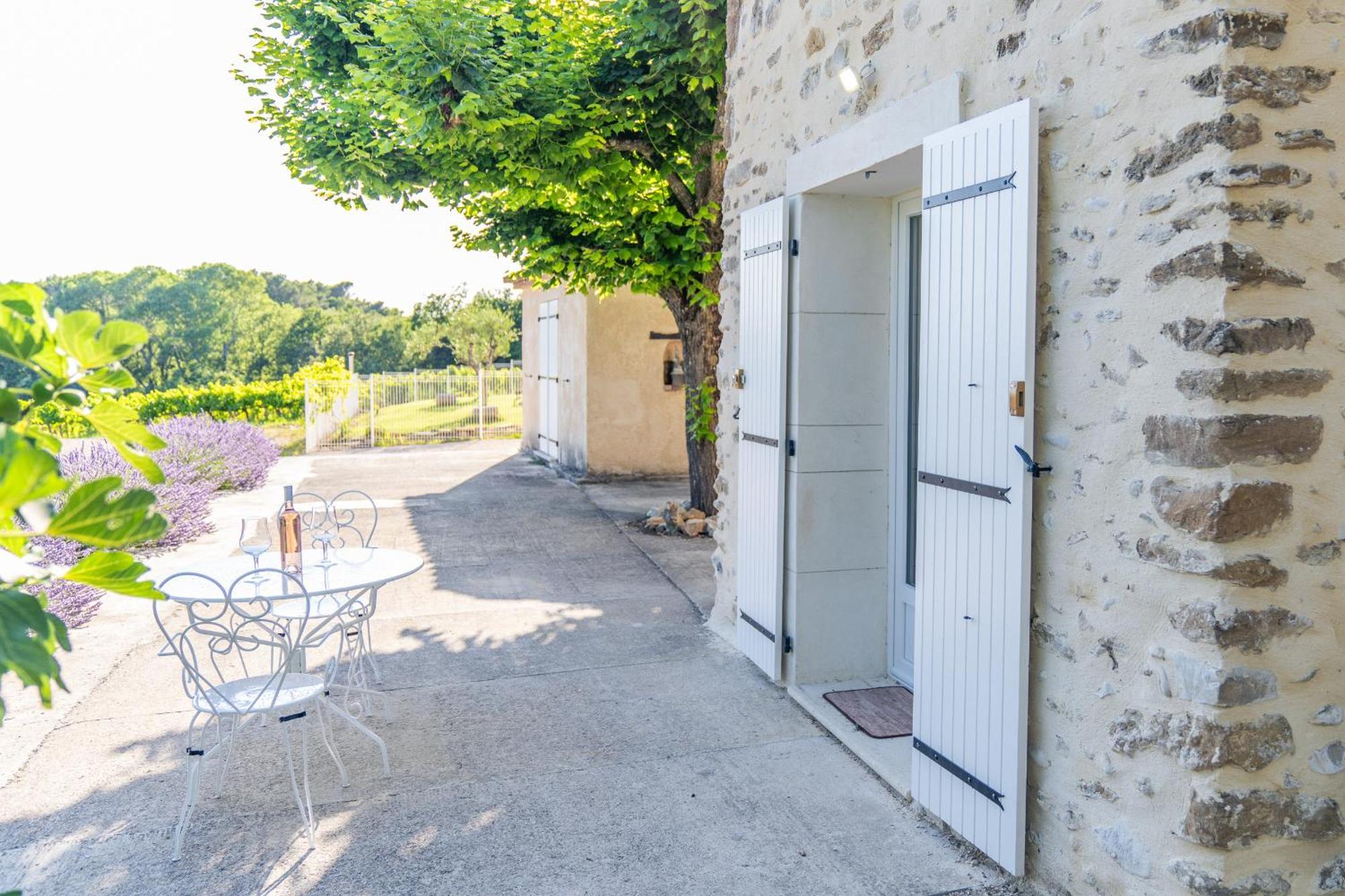Gite "La Sainte-Croix", Traditional Provencal House For 8 People, Private Swimming-Pool, Air-Conditioner, Beautiful Scenery Vaison-la-Romaine Dış mekan fotoğraf